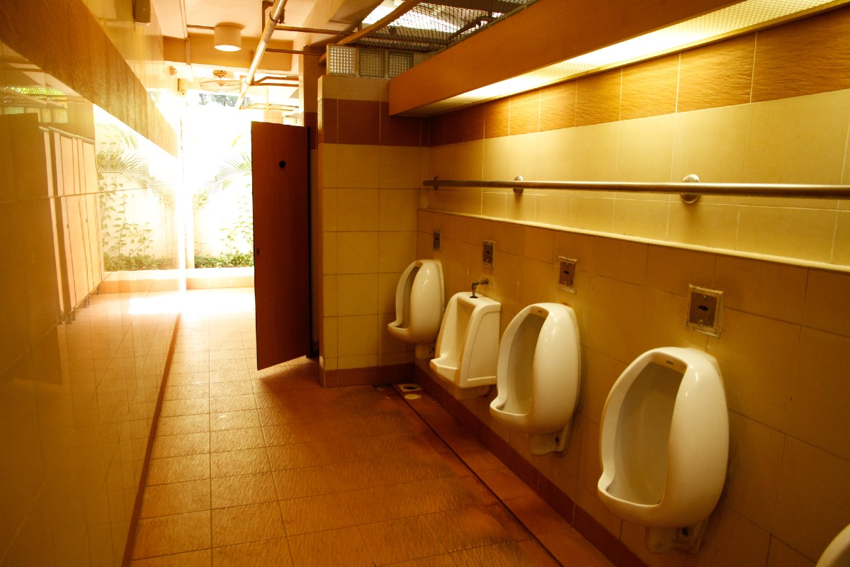 10 Reasons Why You Need Clean Restrooms: The Importance of Hygiene